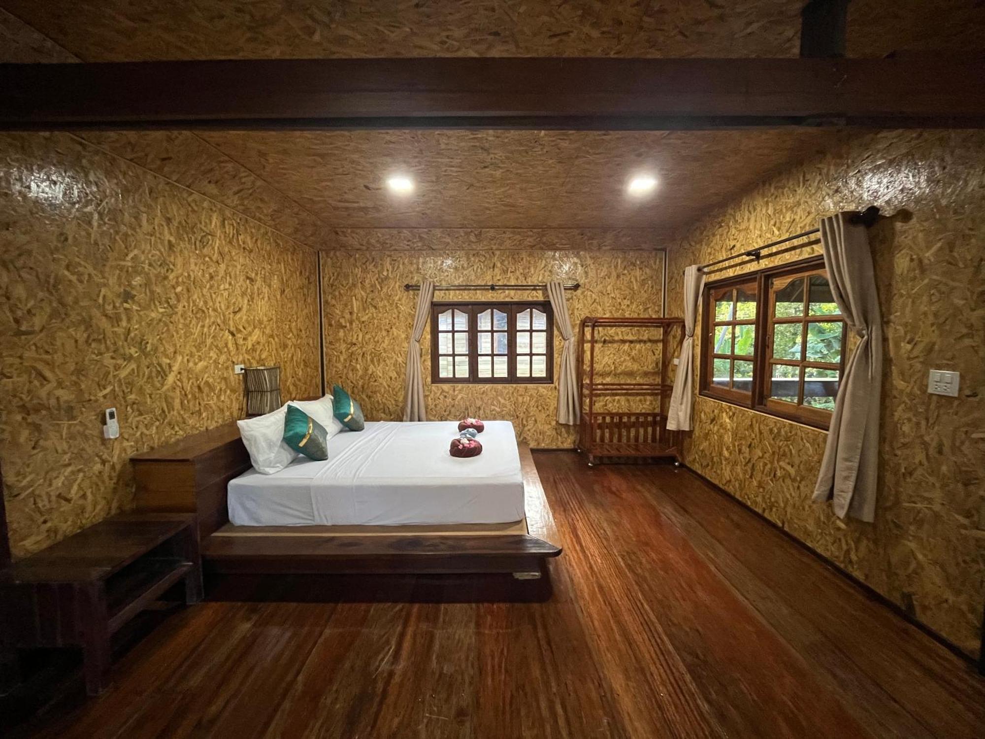 Koh Jum Home Stay * Koh Jum
