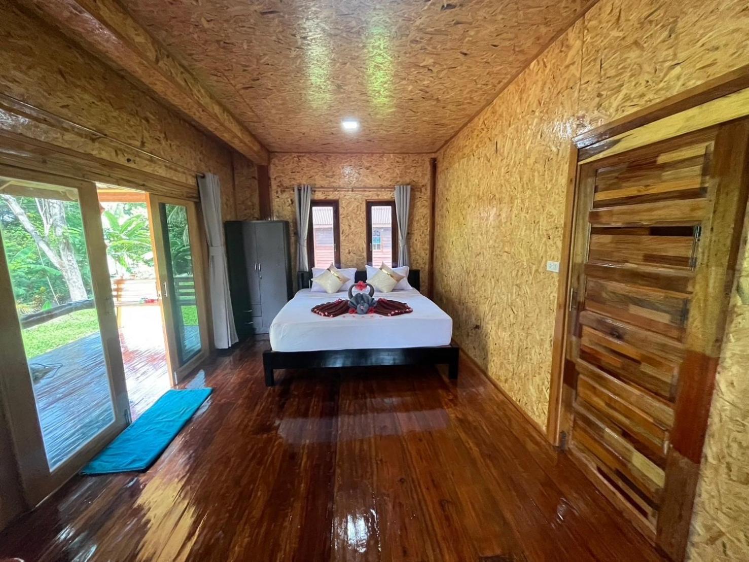 Koh Jum Home Stay Homestay Koh Jum